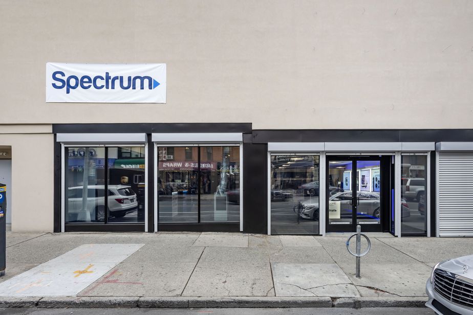 Spectrum - 522 5th Ave 