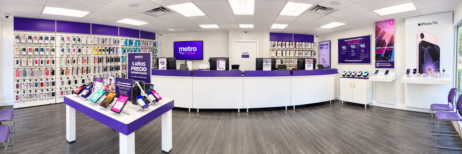 Metro by T-Mobile 1016 SW 1st St - 1016 SW 1st St 