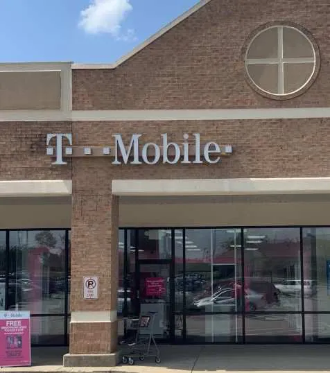 Exterior photo of T-Mobile store at Ky-53 & Cherrywood Dr, La Grange, KY