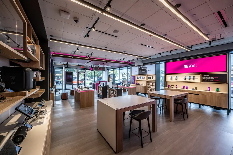  Interior photo of T-Mobile Store at Bridgeport Way & 100th, Lakewood, WA 