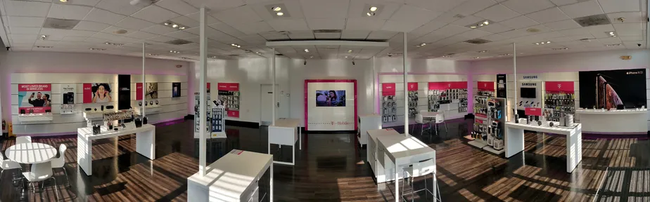 Interior photo of T-Mobile Store at Delaware & Kenmore, Buffalo, NY