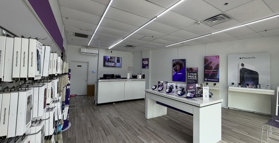 Metro by T-Mobile 4122 Telephone Rd - 4122 Telephone Rd 