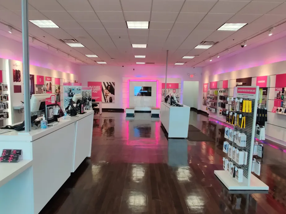 Interior photo of T-Mobile Store at Plymouth Meeting Mall 2, Plymouth Meeting, PA