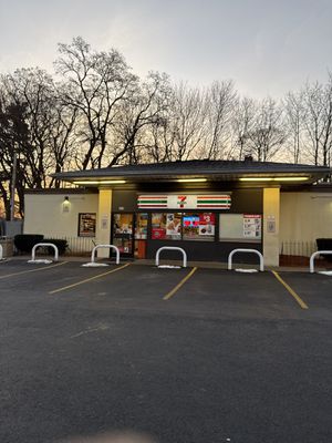 Image gallery for 7-Eleven