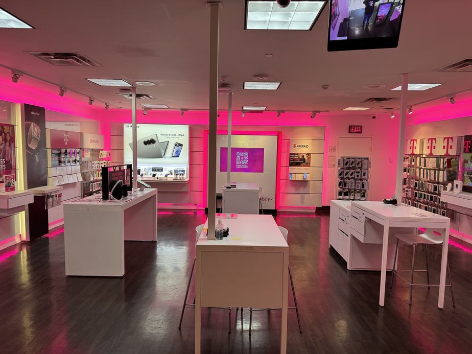 Interior photo of T-Mobile Store at Westfield Culver City, Culver City, CA