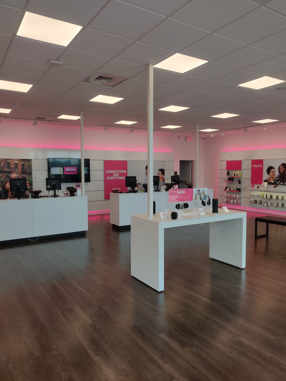 Interior photo of T-Mobile Store at E Oak St & Museum Rd, Conway, AR