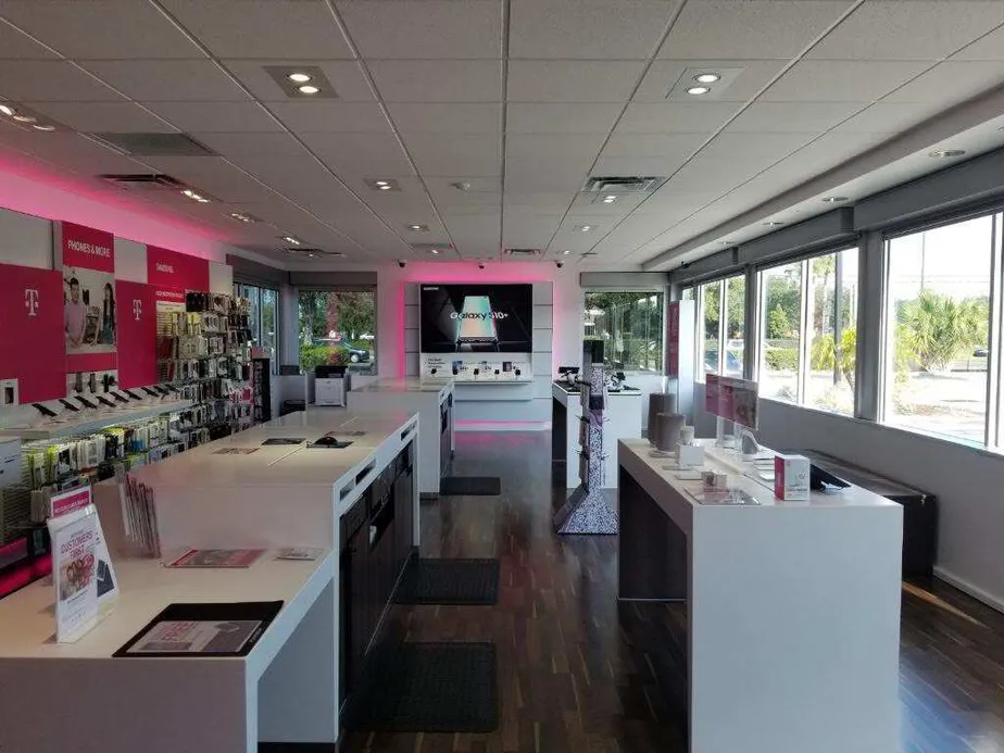 Interior photo of T-Mobile Store at Orange Blossom Trail & Deerfield Blvd, Orlando, FL
