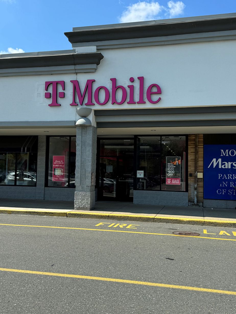 Exterior photo of T-Mobile Store at Redstone Shopping Center, Stoneham, MA