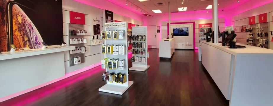 Interior photo of T-Mobile Store at Valley Mall Pkwy & Fifth St. NE, East Wenatchee, WA