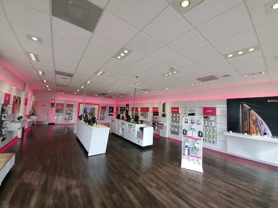 Interior photo of T-Mobile Store at Tidwell Rd & Mesa, Houston, TX