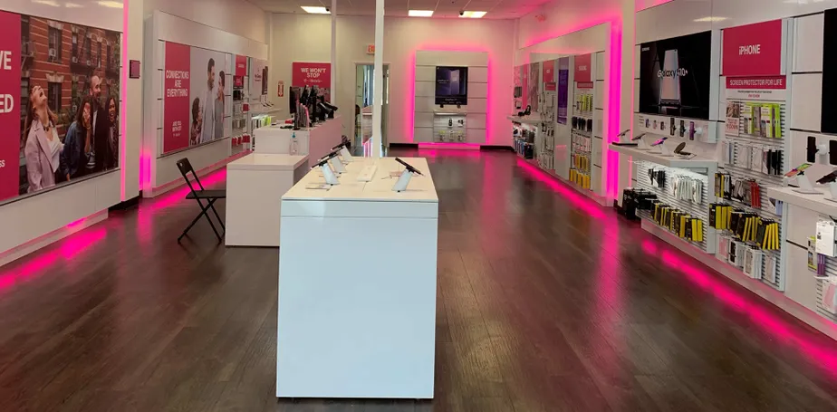 Interior photo of T-Mobile Store at Country Commons Way & Route 1, South Kingstown, RI
