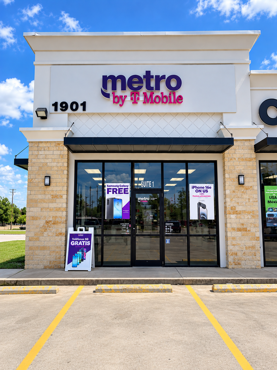 Metro by T-Mobile 1901 W Dicker Dr - 1901 W Dicker Dr 