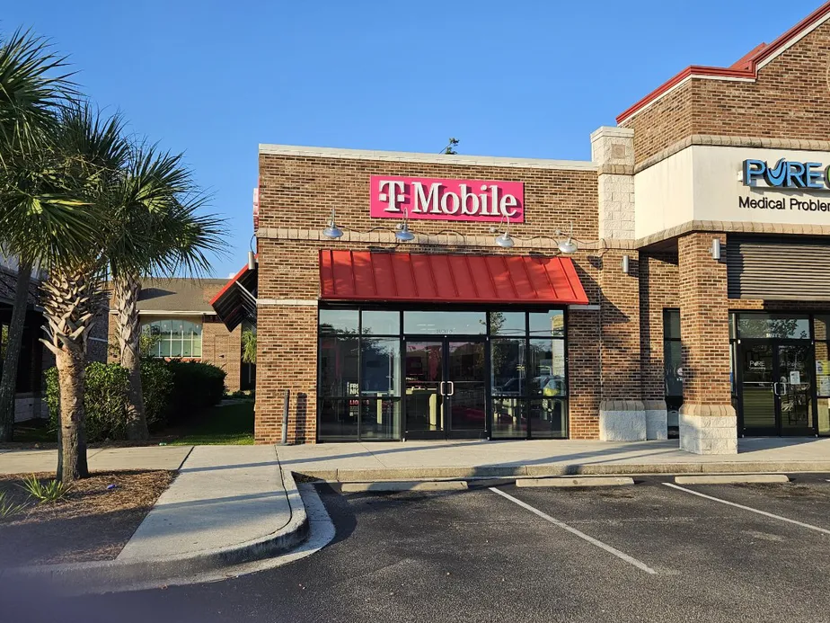  Exterior photo of T-Mobile Store at Sayebrook West, Myrtle Beach, SC 