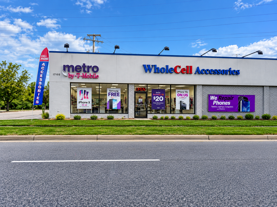 Metro by T-Mobile 17105 Torrence Ave - 17105 Torrence Ave 