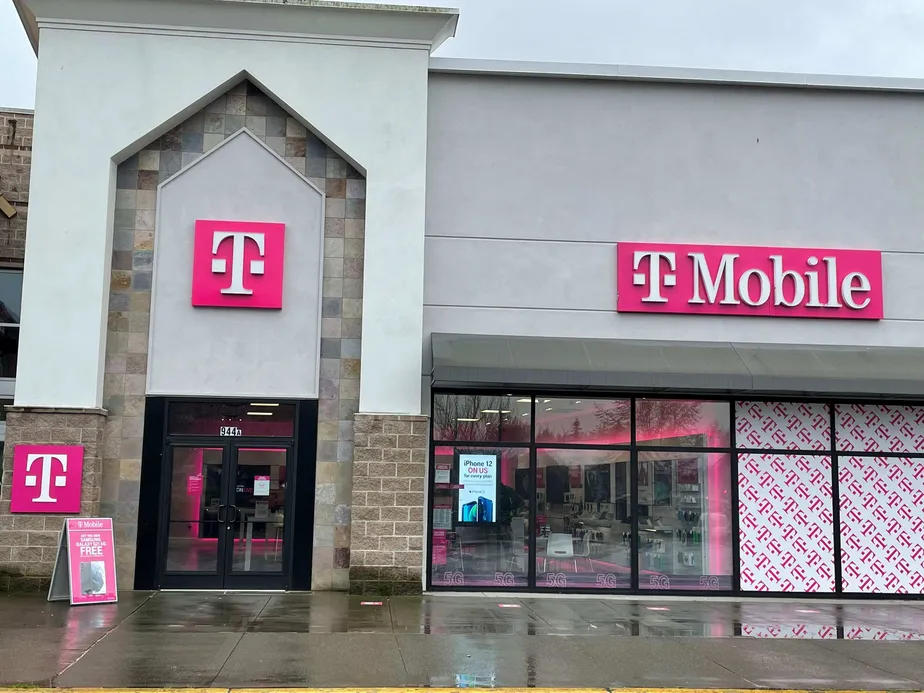  Exterior photo of T-Mobile store at Northgate Mall 4, Seattle, WA 