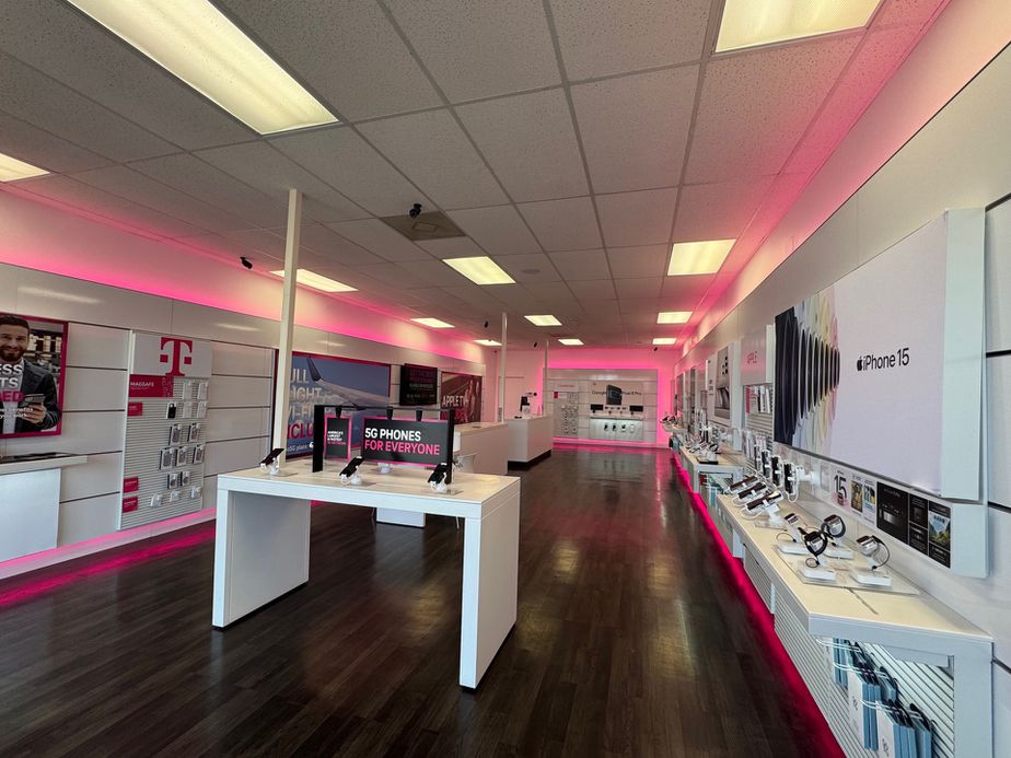 Interior photo of T-Mobile Store at E Prospect Ave & N 5th Street, Ponca City, OK