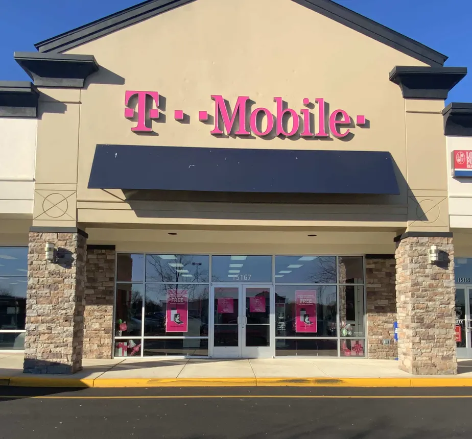  Exterior photo of T-Mobile Store at Centre at Culpeper, Culpeper, VA 
