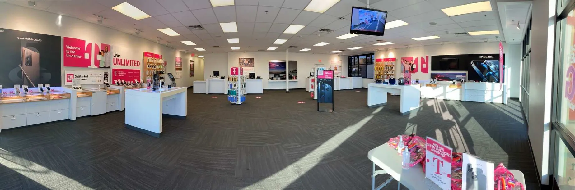 TMobile W Kettleman and Lower Sacramento Rd WalMart Center Lodi, CA