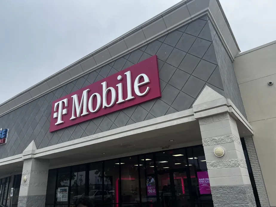  Exterior photo of T-Mobile Store at W Church St & Hwy 59, Livingston, TX 