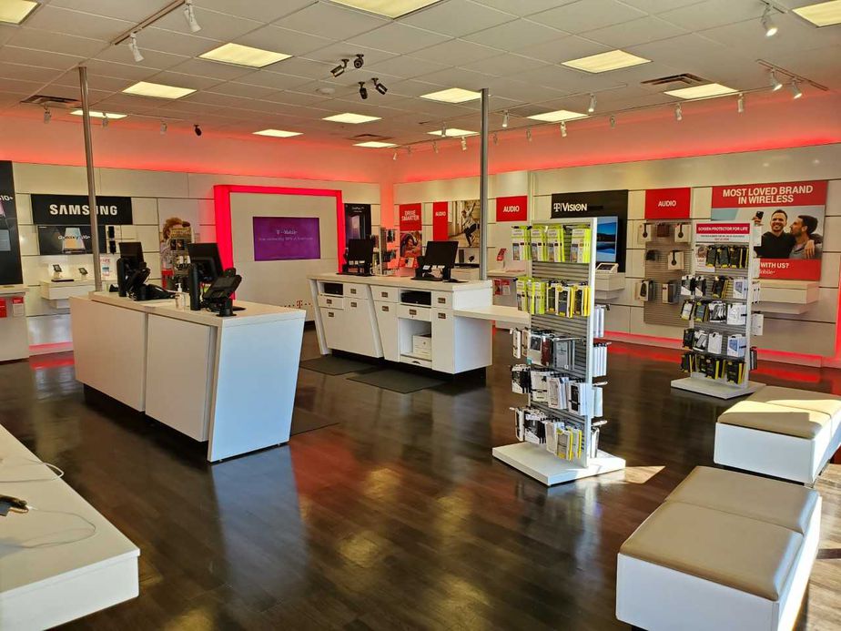Interior photo of T-Mobile Store at Plaza Center Mall, Secaucus, NJ