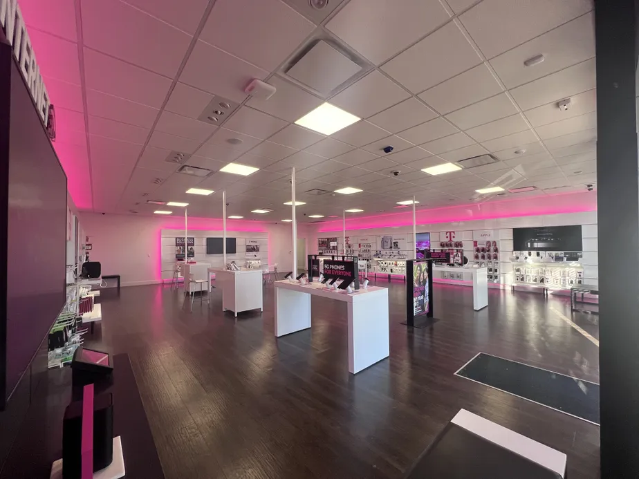 Interior photo of T-Mobile Store at Sherwood Way & Southland Blvd, San Angelo, TX