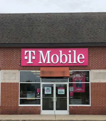nearest t mobile store within 5 mi