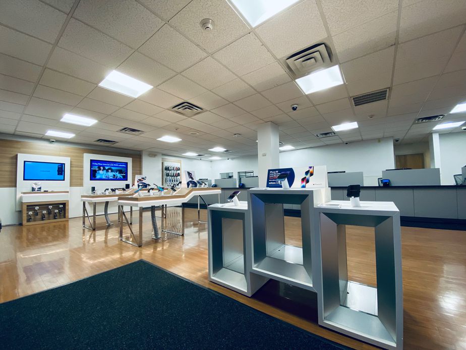 Hauppauge 1770 Inside Store.jpg