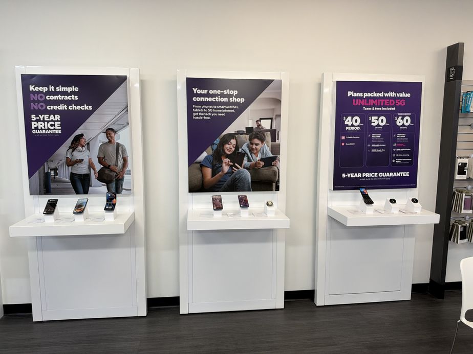 Metro by T-Mobile 602 Colusa Ave - 602 Colusa Ave 