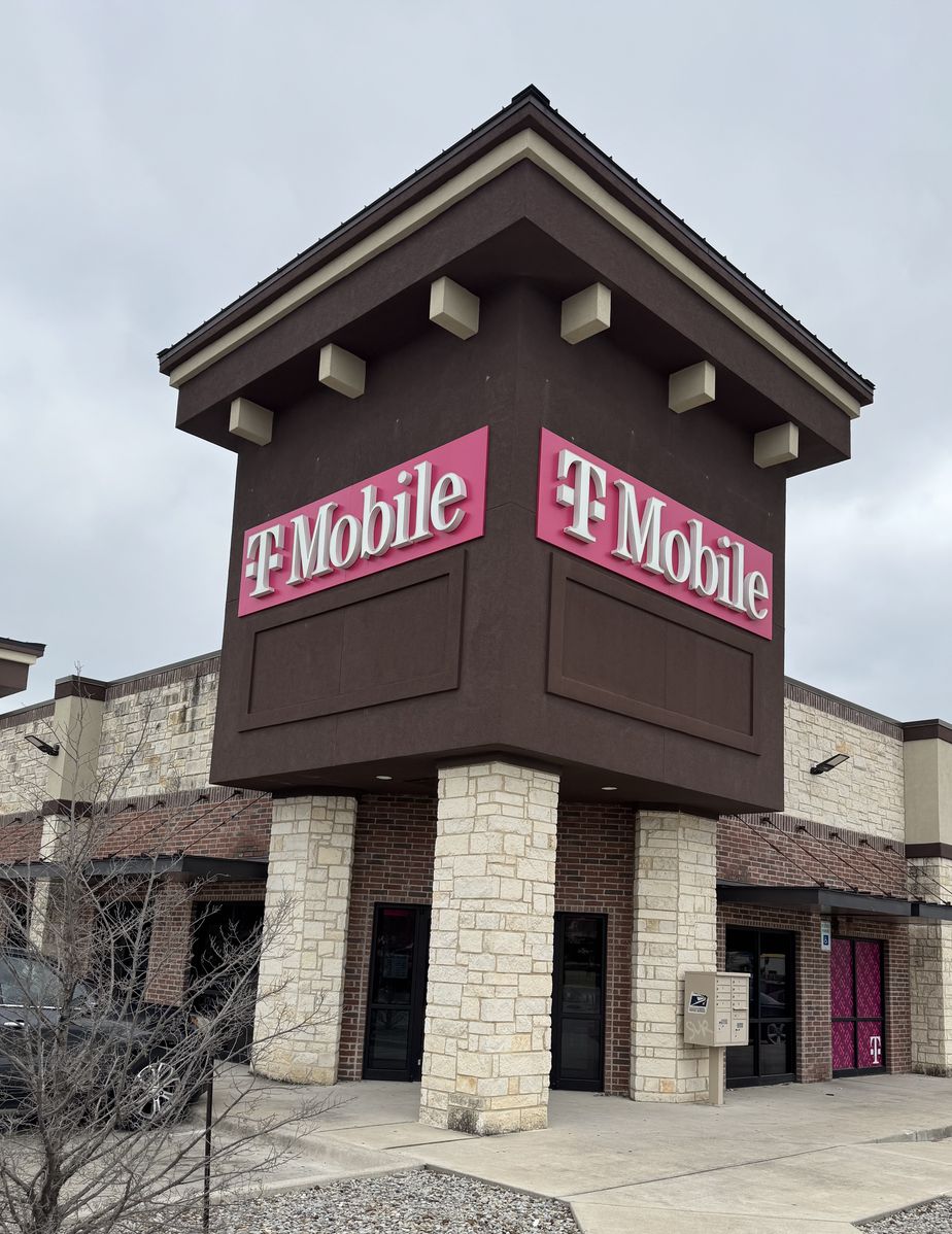 Exterior photo of T-Mobile Store at N Beach St & Wheeler St, Ft Worth, TX