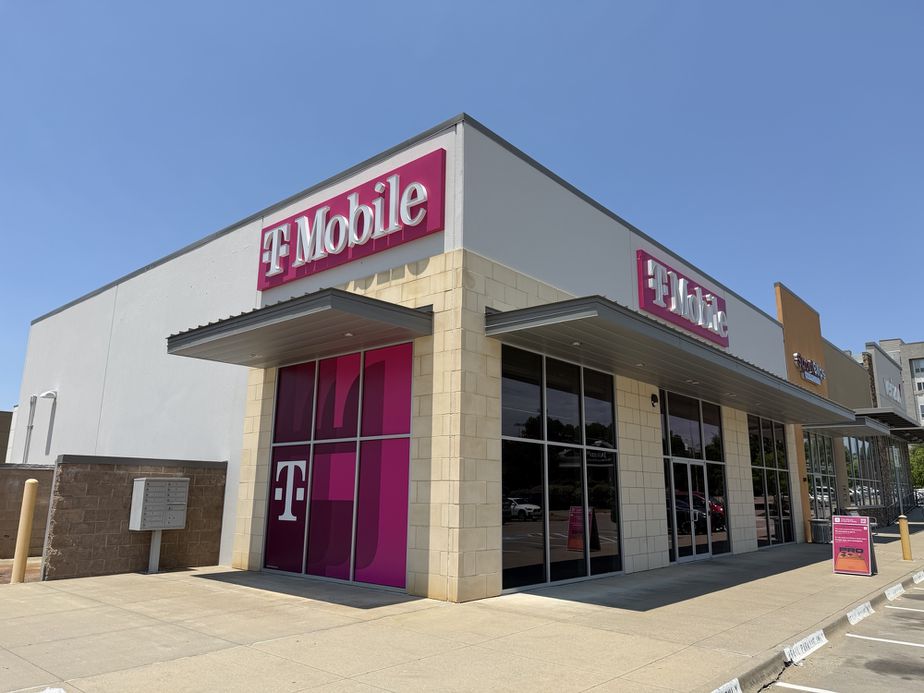 T-Mobile Park Avenue - 410 S University Ave 