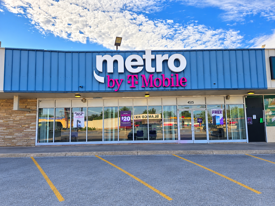 Metro by T-Mobile 4515 Blanco Rd - 4515 Blanco Rd 