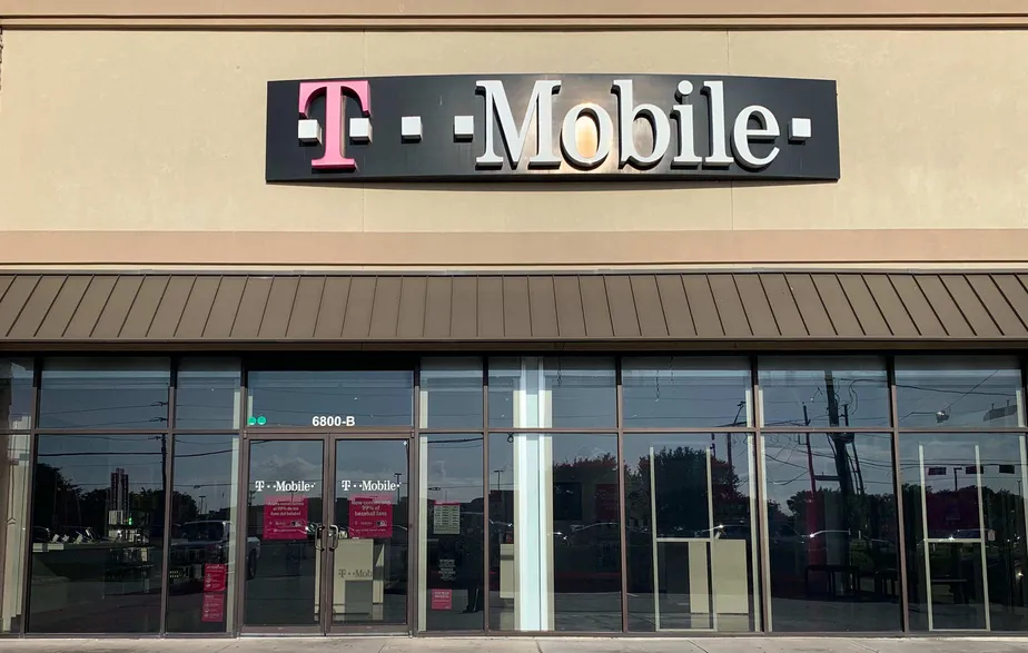 Exterior photo of T-Mobile store at Hwy 6 & Bellaire, Houston, TX