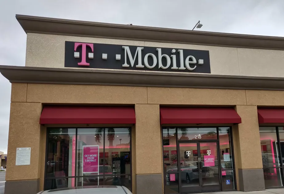 Exterior photo of T-Mobile Store at State College & Lincoln, Anaheim, CA