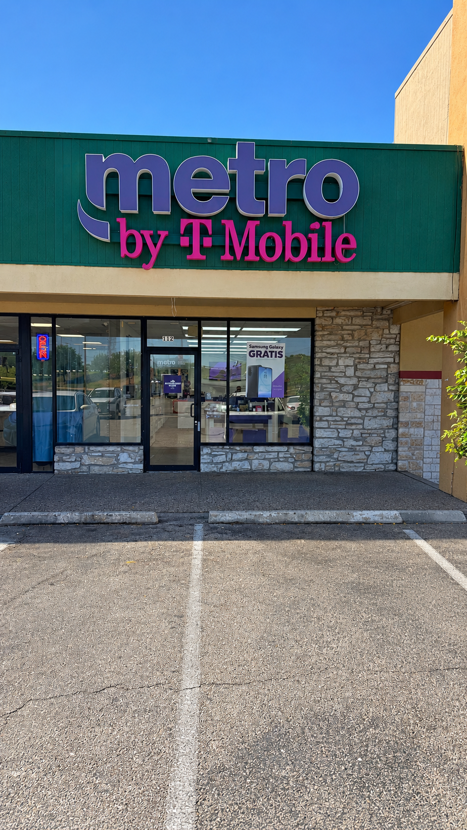 Metro by T-Mobile 6305 Cameron Rd - 6305 Cameron Rd 