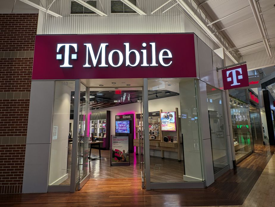 Exterior photo of T-Mobile Store at Gurnee Mills - Entrance A, Gurnee, IL