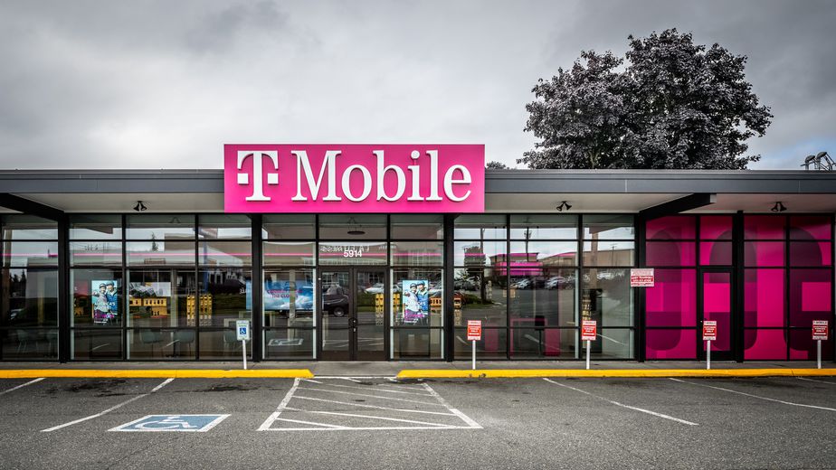 Exterior photo of T-Mobile Store at 6th & Pearl, Tacoma, WA