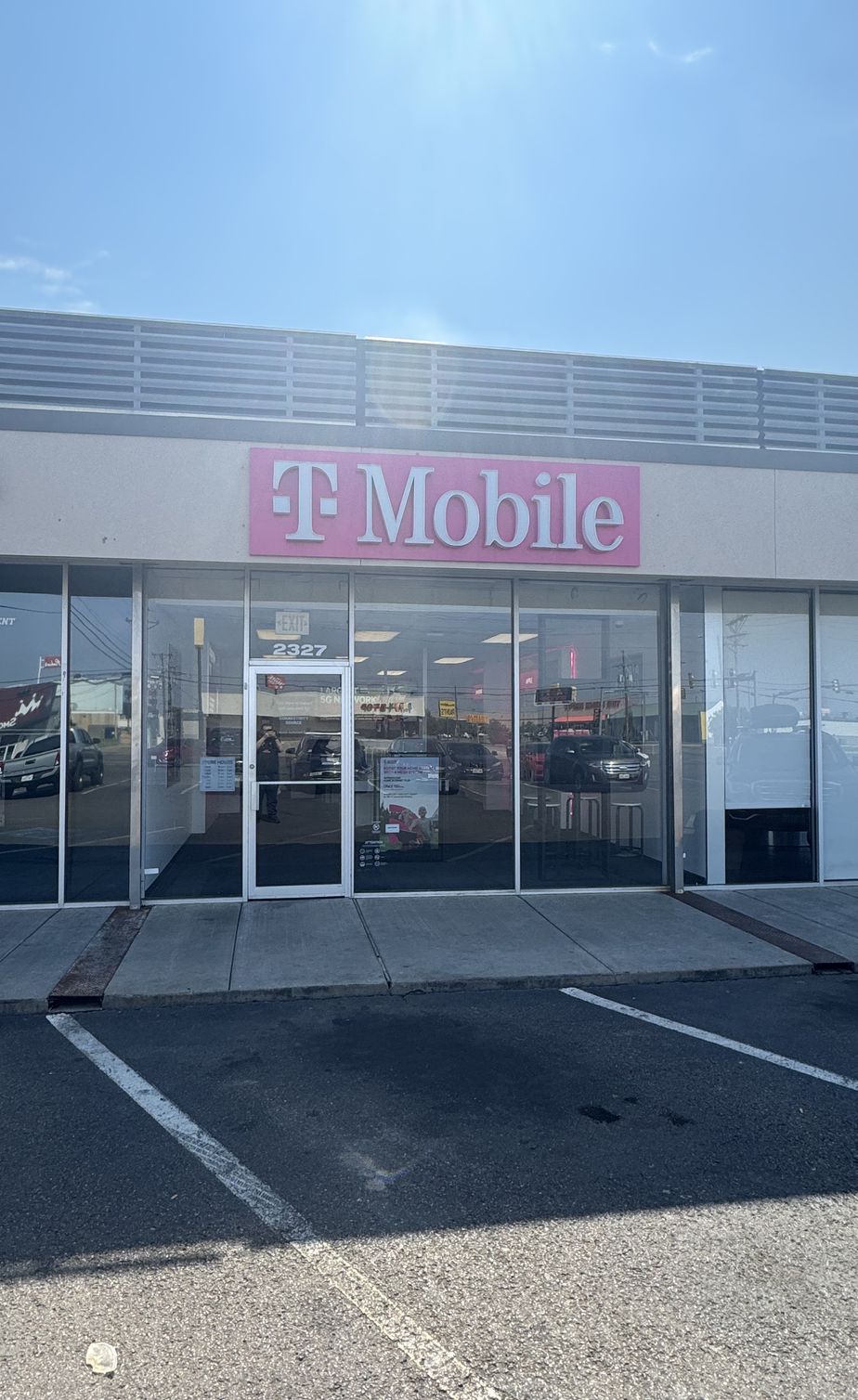Exterior photo of T-Mobile Store at S Georgia St & S Austin St, Amarillo, TX