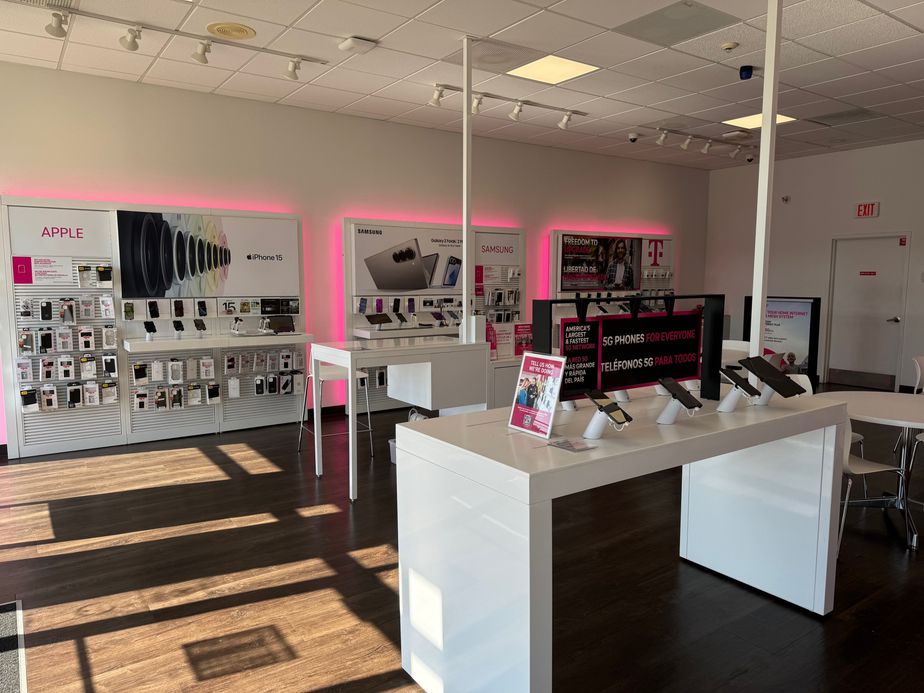 Interior photo of T-Mobile Store at Parsonage Road, Edison, NJ