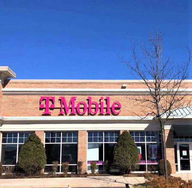Exterior photo of T-Mobile store at Route 73 & W Main St, Marlton, NJ