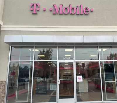 T-Mobile Authorized Retailer