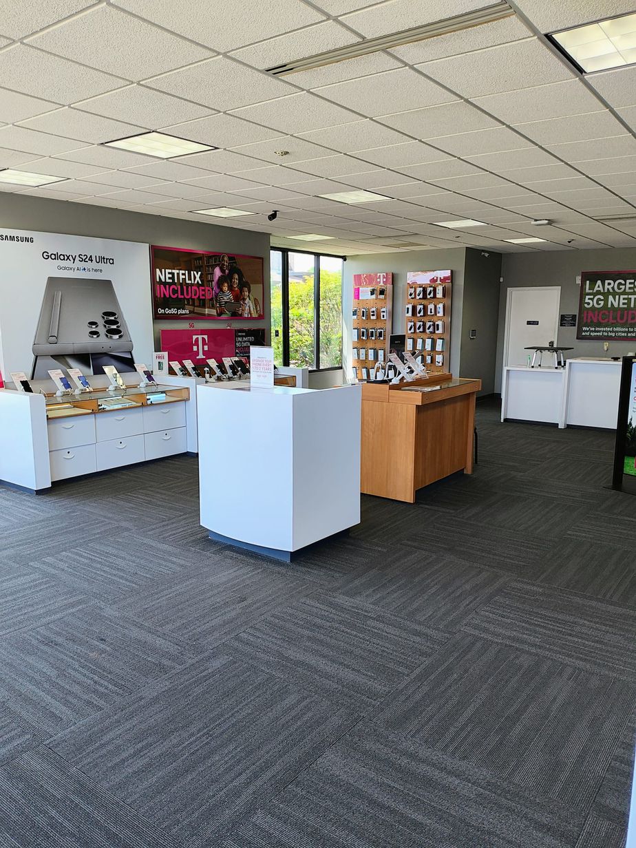 Interior photo of T-Mobile Store at Sterling & Rockwood-Peoria, Peoria, IL