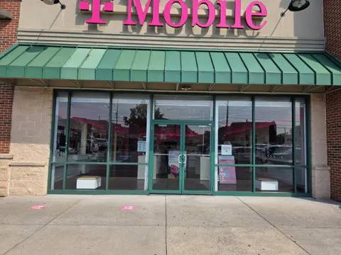  Exterior photo of T-Mobile Store at Frankford Ave & Morell Ave, Philadelphia, PA 