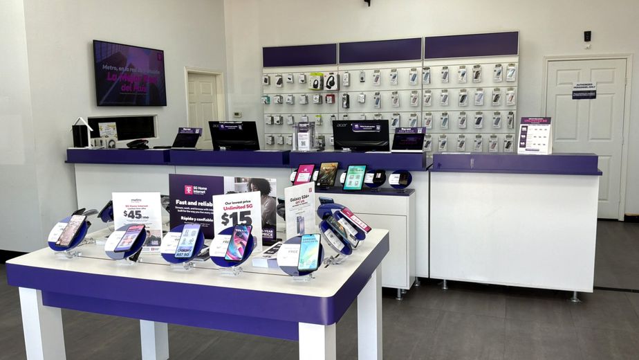 Metro by T-Mobile 6747 Bridge St - 6747 Bridge St 