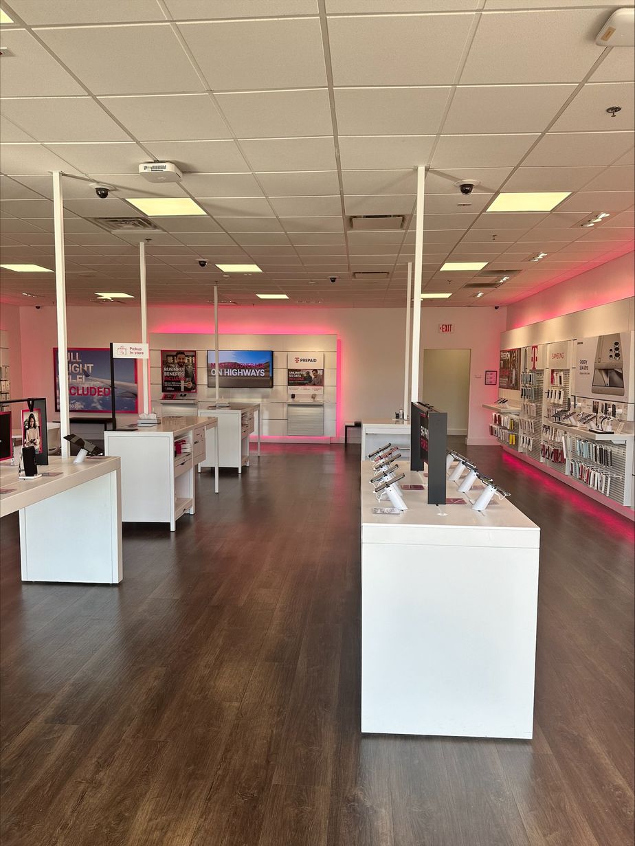 Interior photo of T-Mobile Store at N Cobb Pkwy & Barrett Pkwy, Kennesaw, GA
