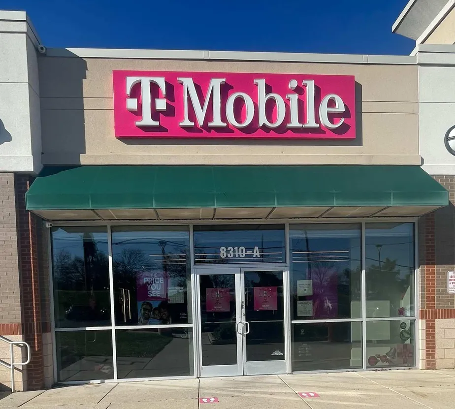 Exterior photo of T-Mobile Store at The Shoppes At New Carrollton, New Carrollton, MD