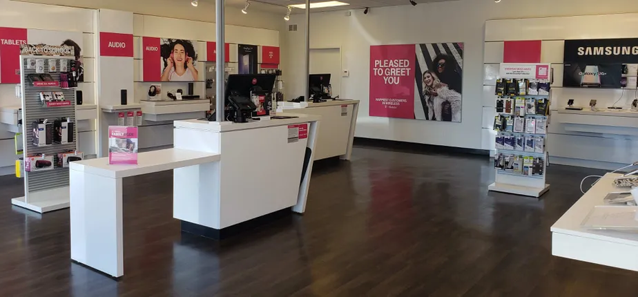  Interior photo of T-Mobile Store at Division & 54th Street, Wyoming, MI 