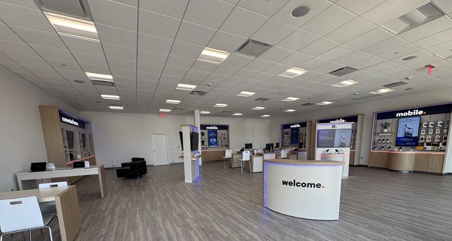  Bossier City 8647 Inside Store.jpg 