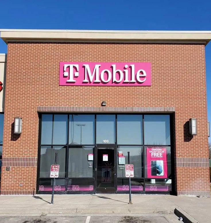 Exterior photo of T-Mobile store at Belt Hwy & Croydon St, St. Joseph, MO