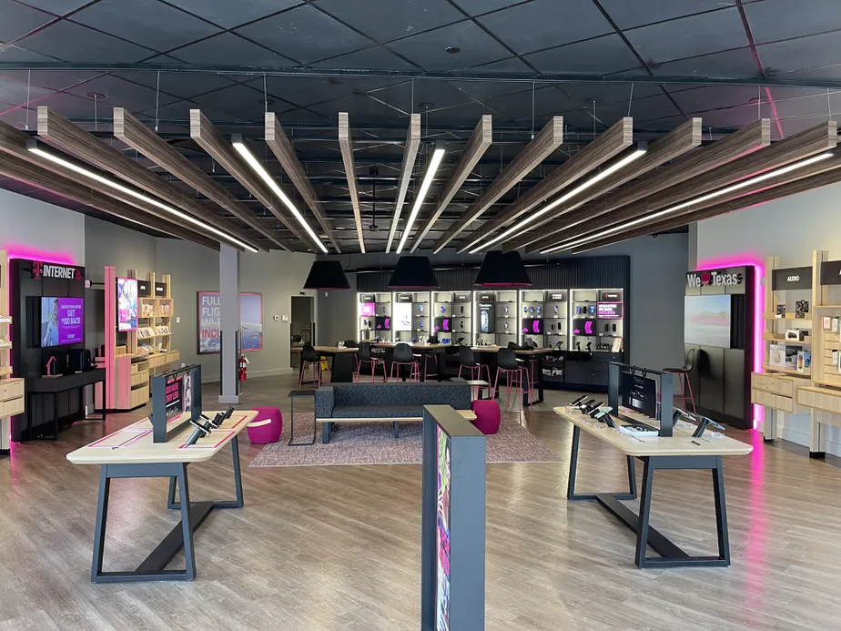  Interior photo of T-Mobile Store at Hwy 6 & Prudential Cir, Sugar Land, TX 