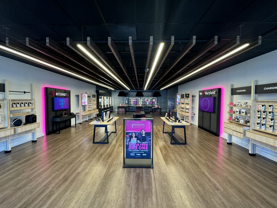 Interior photo of T-Mobile Store at Federal Plaza, Rockville, MD